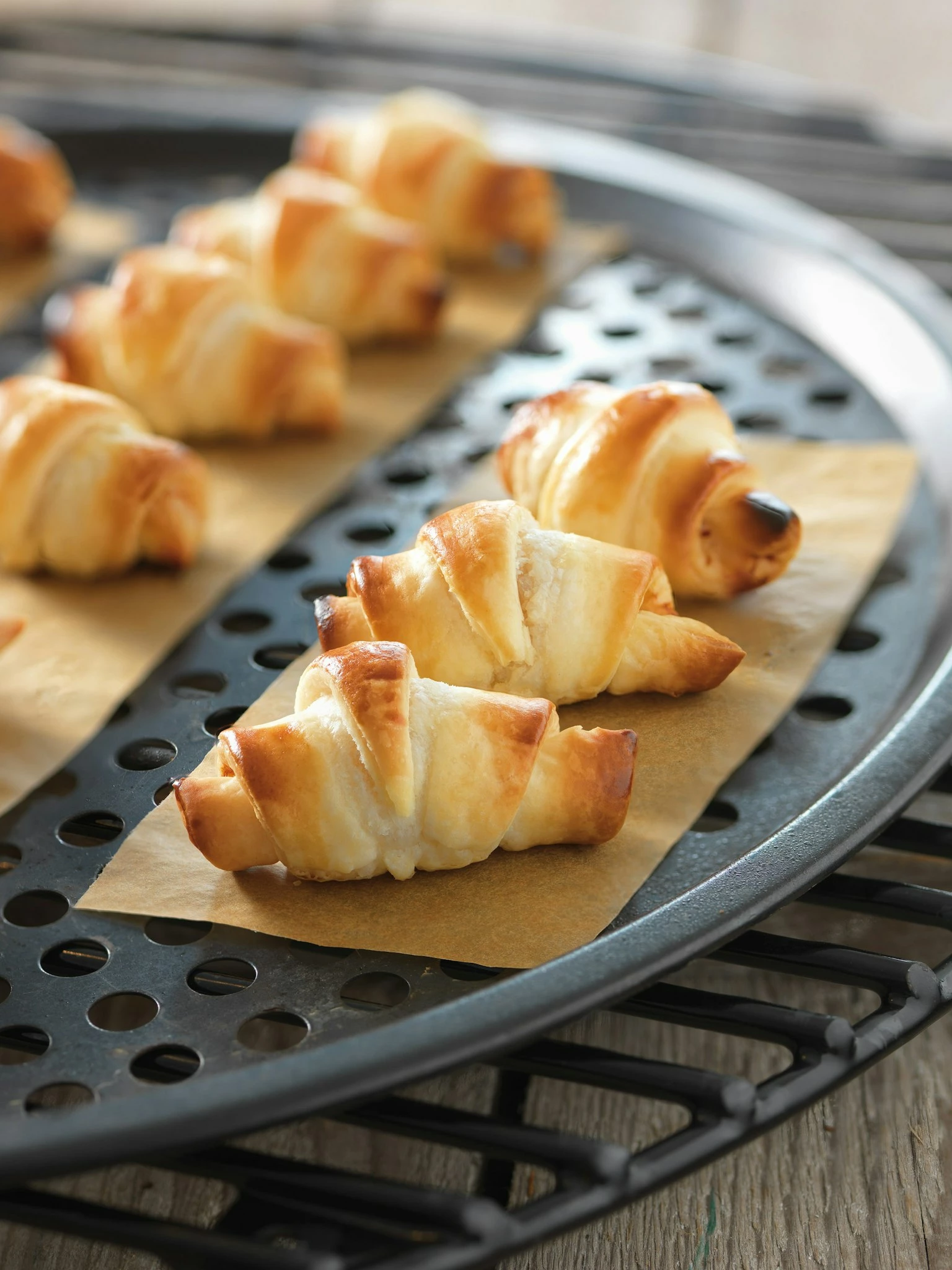 Outdoorchef Backblech Gelocht â Bild 3