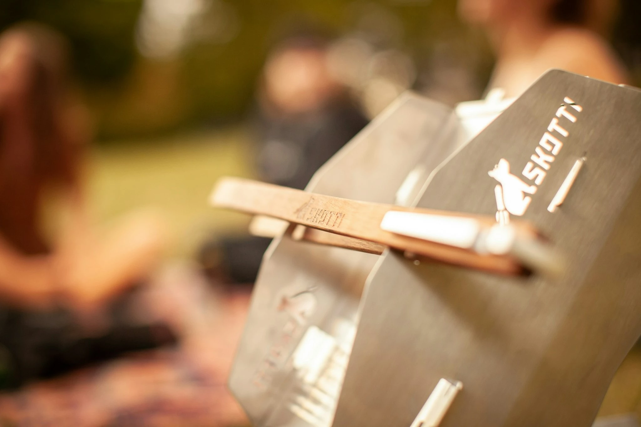 SKOTTI Tongs (Grillzange) – Bild 9