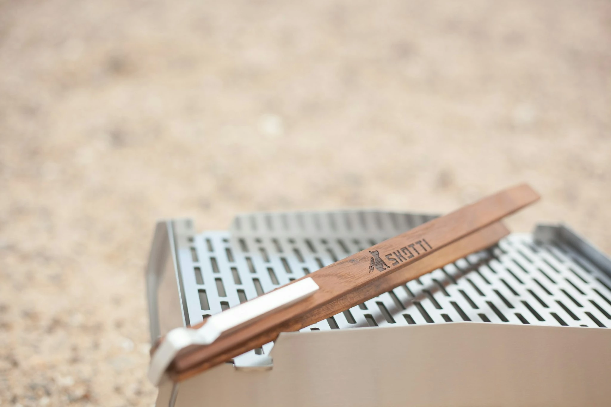 SKOTTI Tongs (Grillzange) – Bild 6