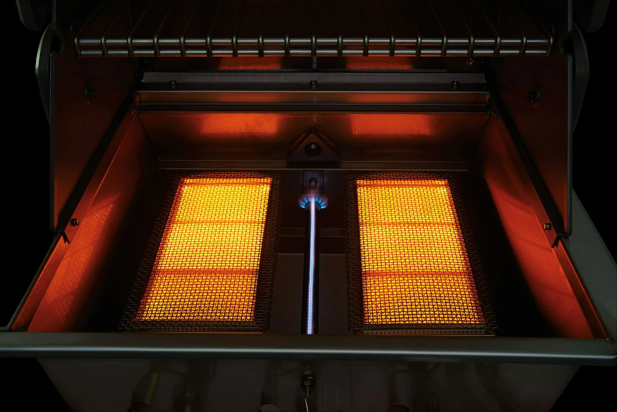 NAPOLEON Prestige PRO 825, Edelstahl, Einbau – Bild 4